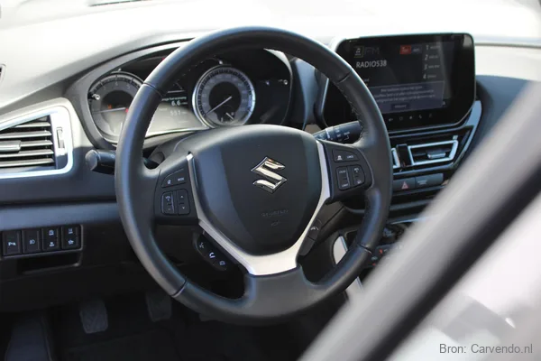 Suzuki S-Cross, foto 4