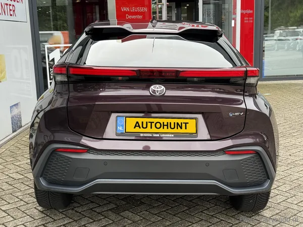 Toyota C-HR, foto 2