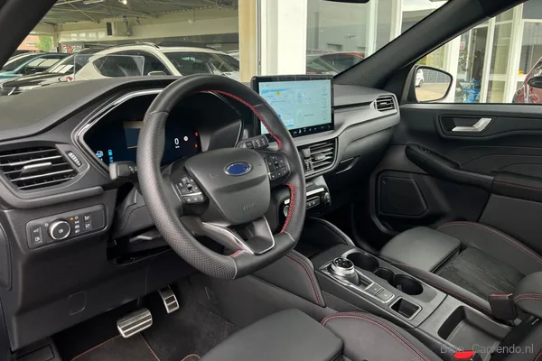 Ford Kuga, foto 2