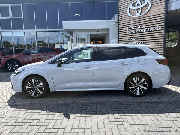 Toyota Corolla Touring Sports, foto 4