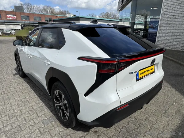 Toyota bZ4X, foto 3